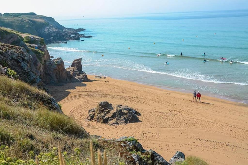 Perle Beach, Petite Maison Situee En Bord De Plage, Piscine. 基代利普拉格 外观 照片